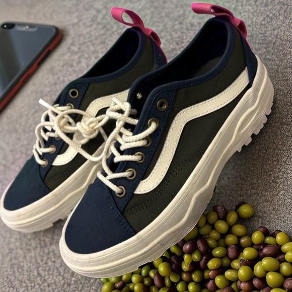 UNWORN FILM SHOOT SPARES - Vans Old Skool Wafflecup sole lo-top ultracush sneaks - Picture 1 of 13